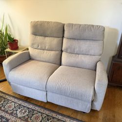 Electric Reclining Loveseat