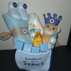 Handsome As A Prince Baby Basket 