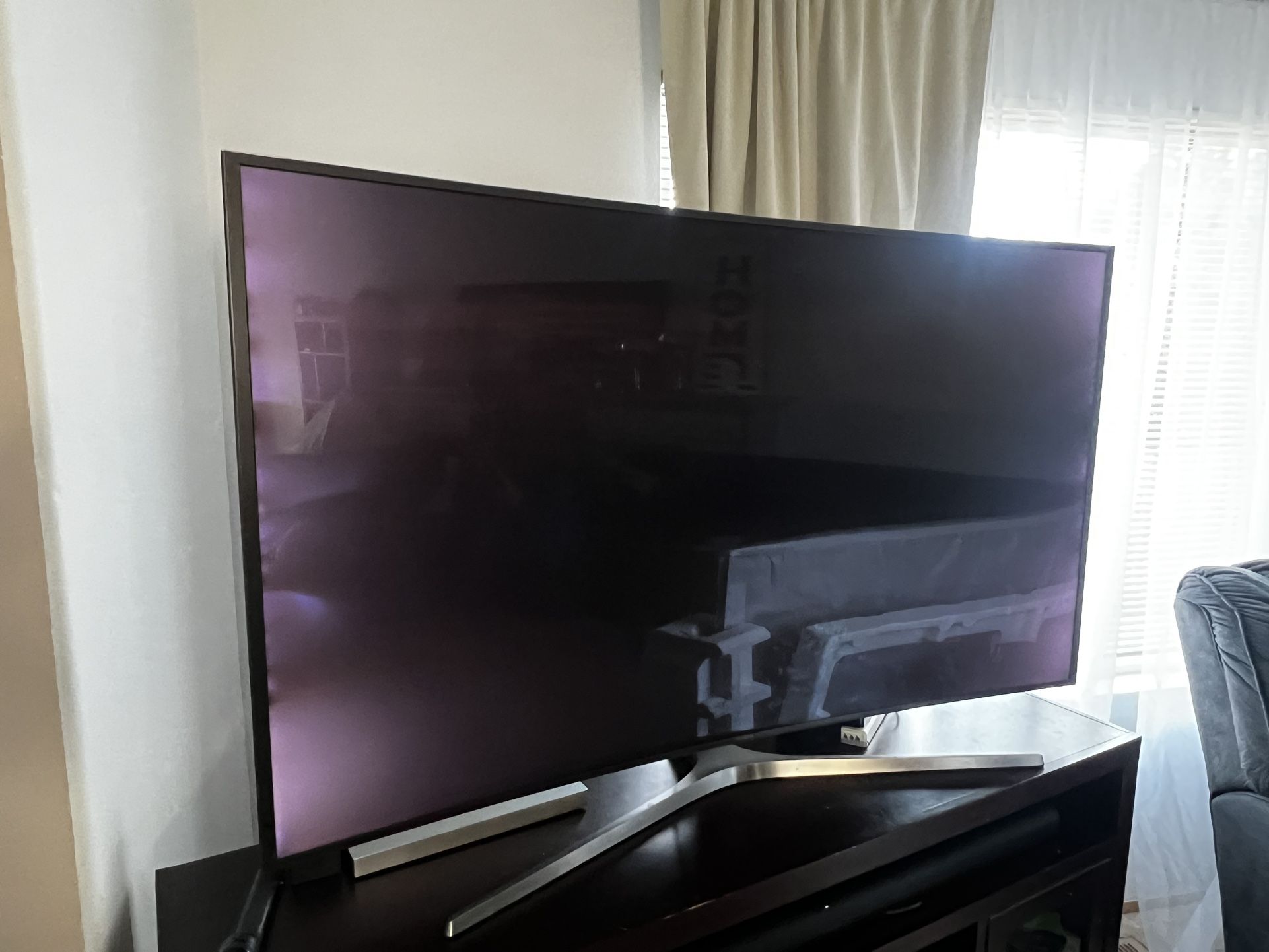 Curve TV 65in