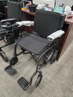 Ivaniti Carbon Fiber Foldable Electric Wheelchair
