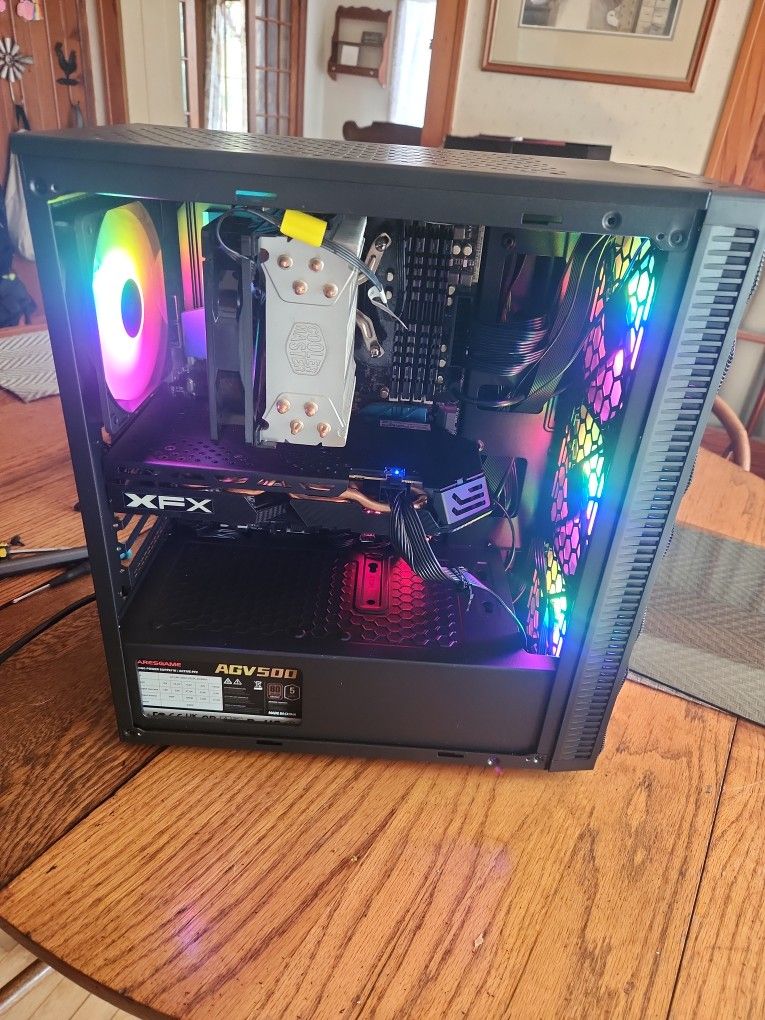 Pc With I7 and Rx 460