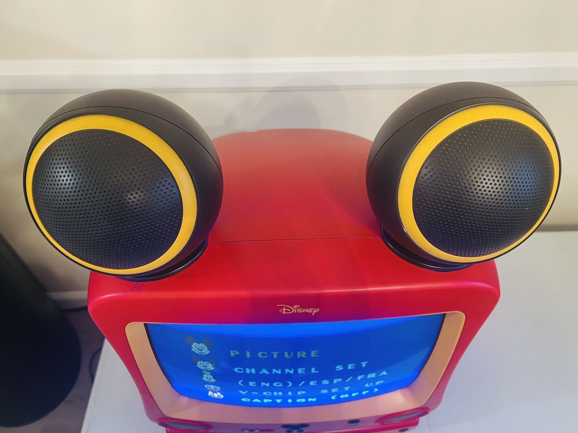 VTG Disney Mickey Mouse Color TV w/speaker ears& DVD, 3 remotes
