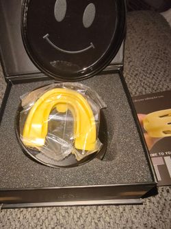 Mouth guard / night guard for grinding teeth etc