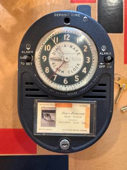 Vintage 1940s Coin-Op 10c Mechanical Alarm Clock * Route 66 Motel