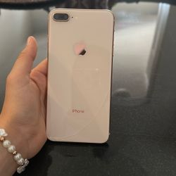 iPhone 8 Plus Rose Gold