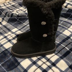 Kids Size 1 KOOLABURRA By Ugg Boots 