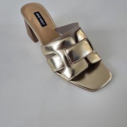 Women NineWest slippers