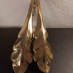 GORGEOUS VTG Pair of Solid Brass 12" Fleur-de-lis Wall Decor.
Has few patina spots from age.

