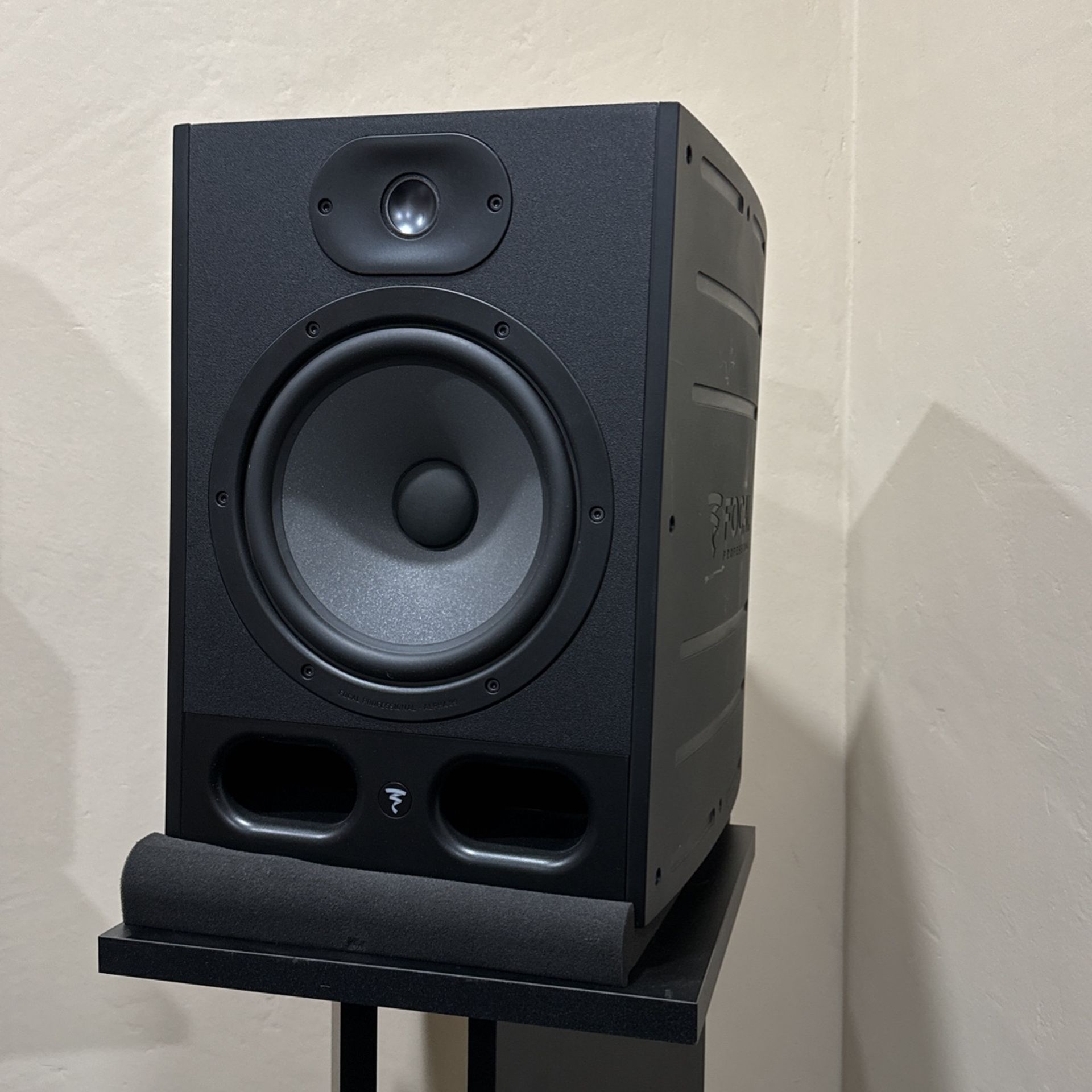 Focal Alpha 80