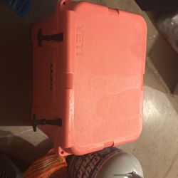 YETI Tundra 35 – Limited Edition Coral (Like New)