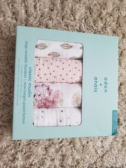 Aden + Anais Swaddles