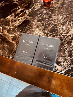 Perfumes de diseñador título largo