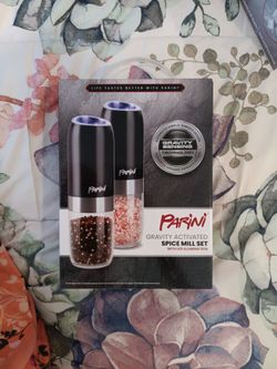 Parini Spice Mill Set