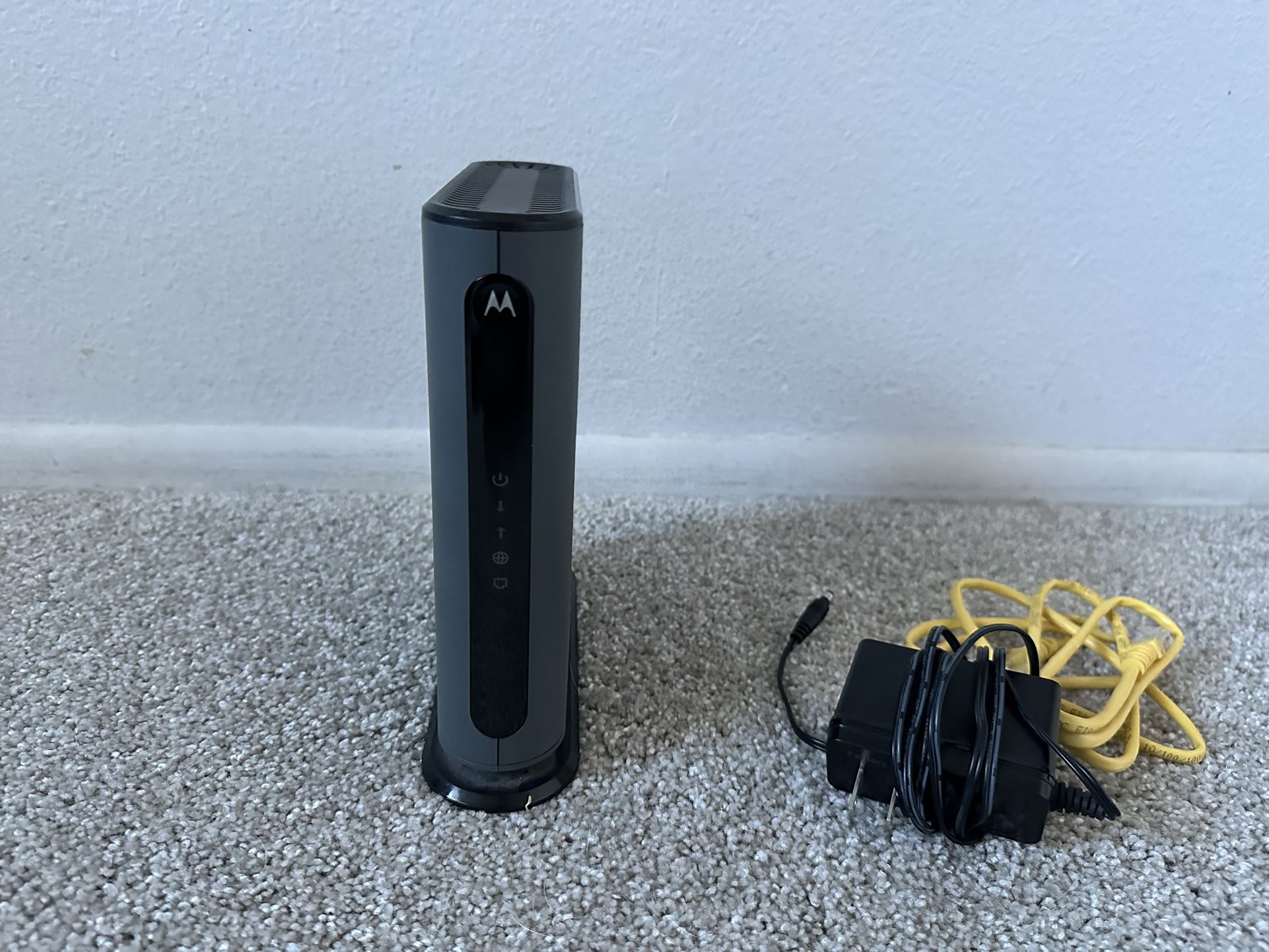 Motorola Model: MB8600 Modem