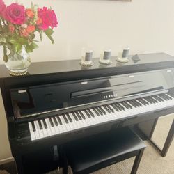Yamaha AvantGrand Hybrid Piano