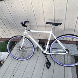 FIXIE BIKE 