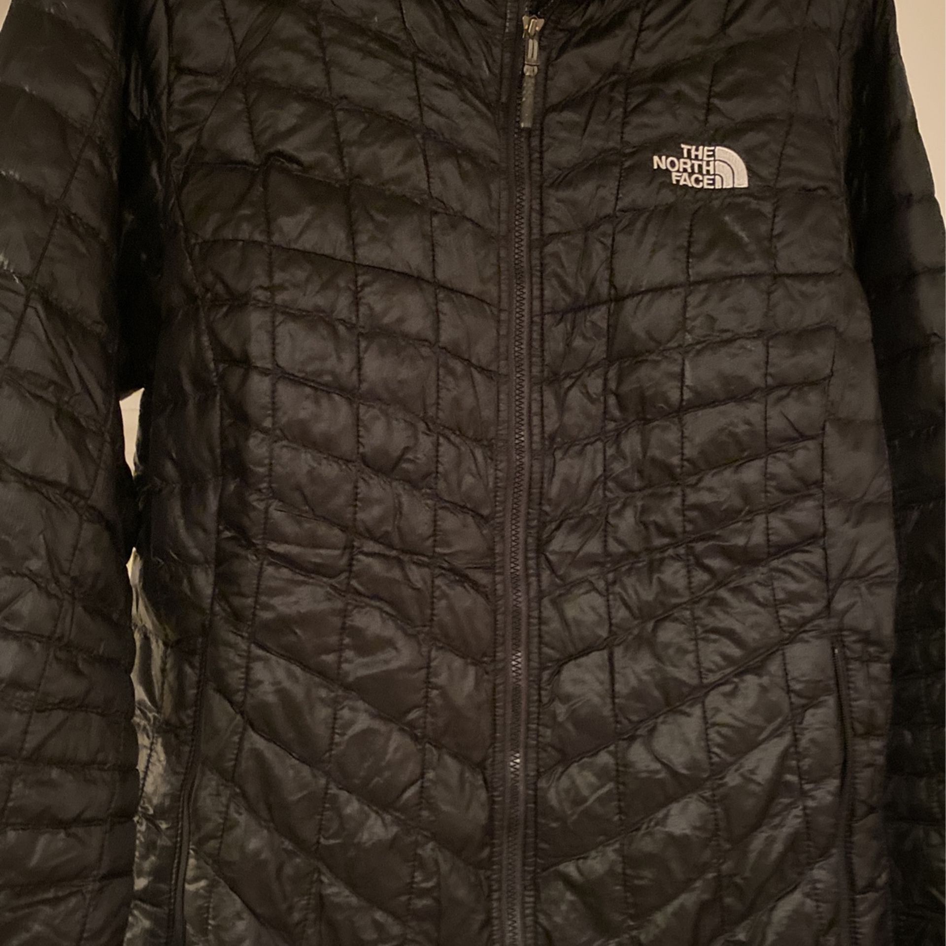 Women’s North Face Windbreaker