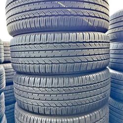 225/55r19 Toyo Tires Cón 80% De Vida Las 4 