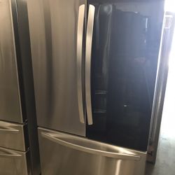 L G INSTAVIEW FRENCH DOOR REFRIGERATOR 