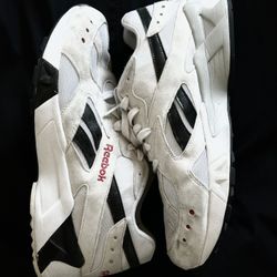 Rebook Men’s Sneaker 11.5