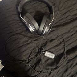 Brand new without box, Wired ONN head seat for desktop