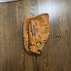 Wilson Softball/Baseball Mitt “13”