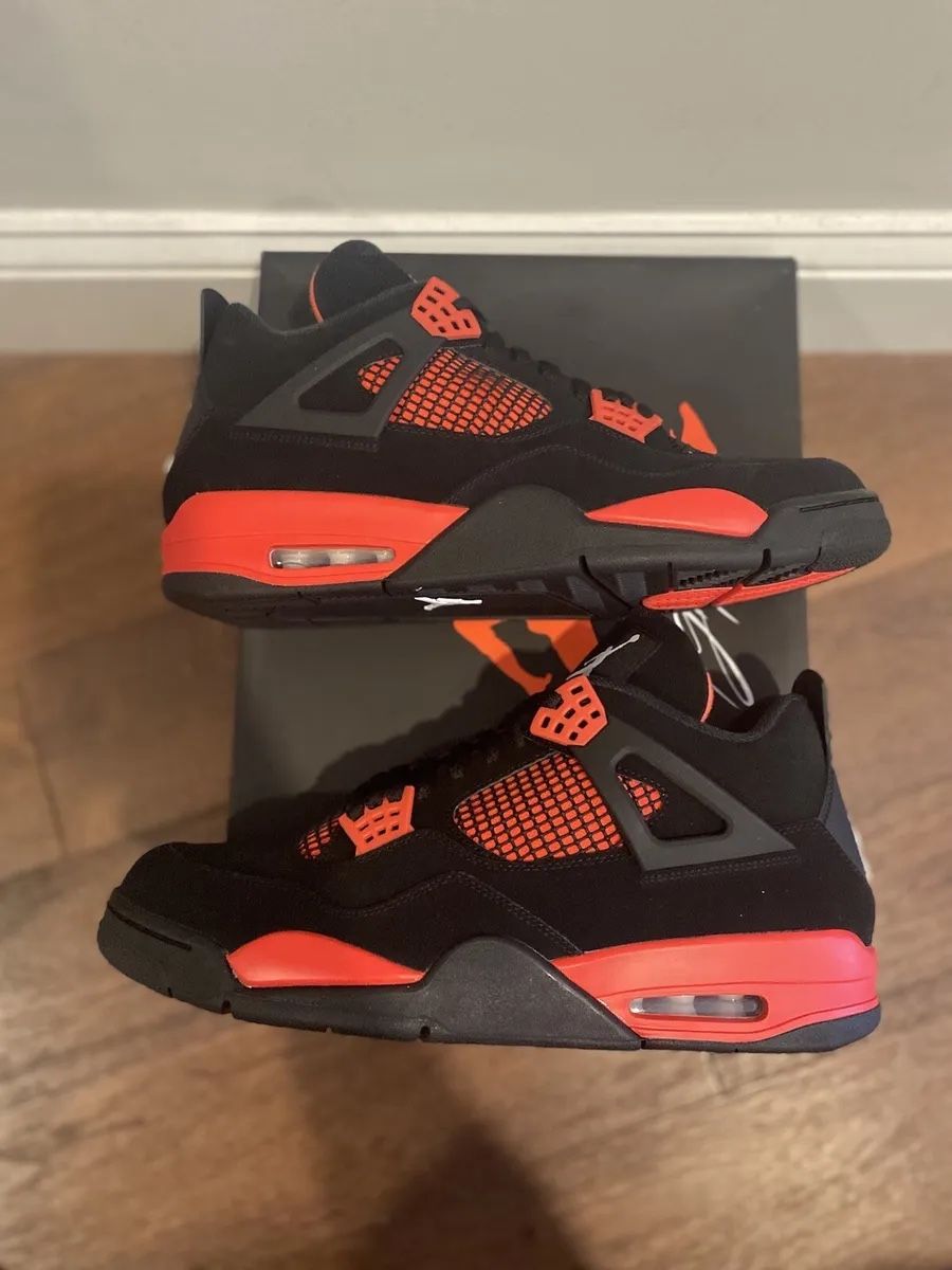 Jordan 4s Red Thunders