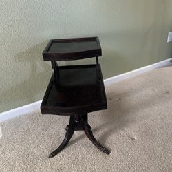 Two-tiered End Table