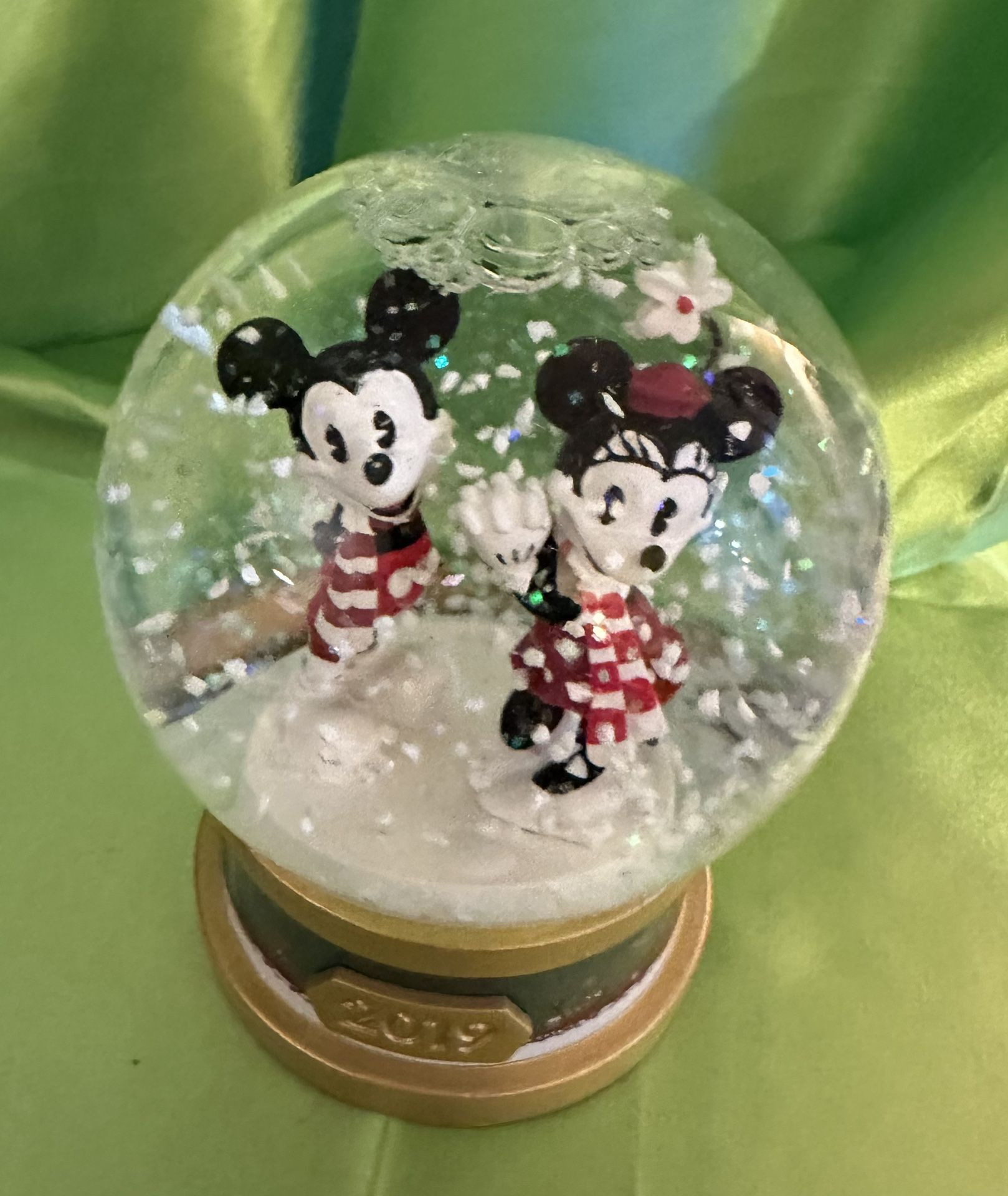 Disney Mickey And Minnie Mouse Christmas 2019