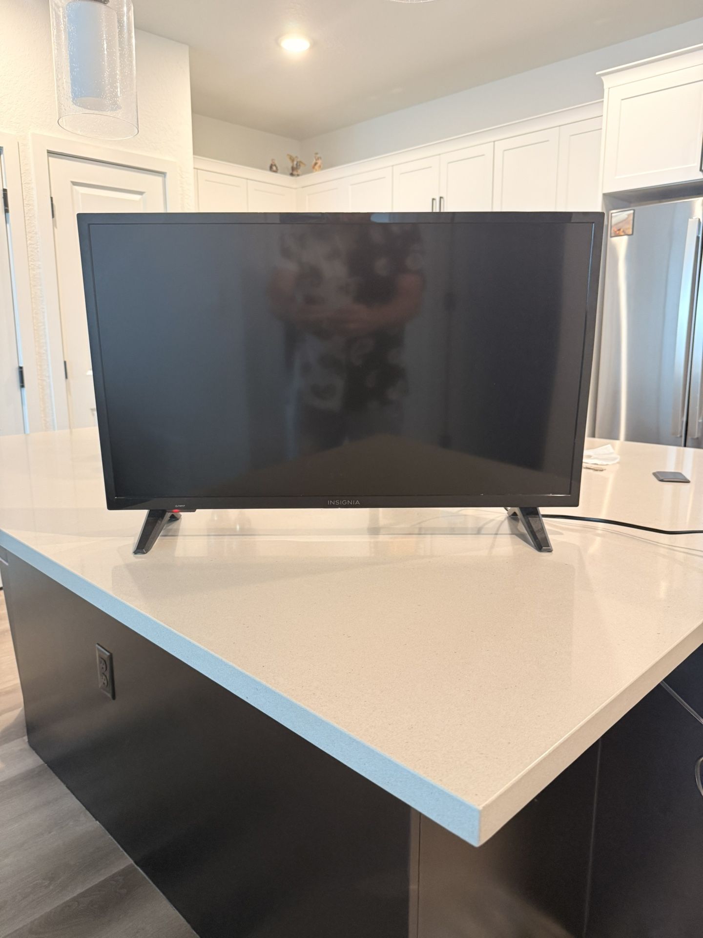 Insignia™ - 32" Class F20 Series LED HD Smart Fire TV