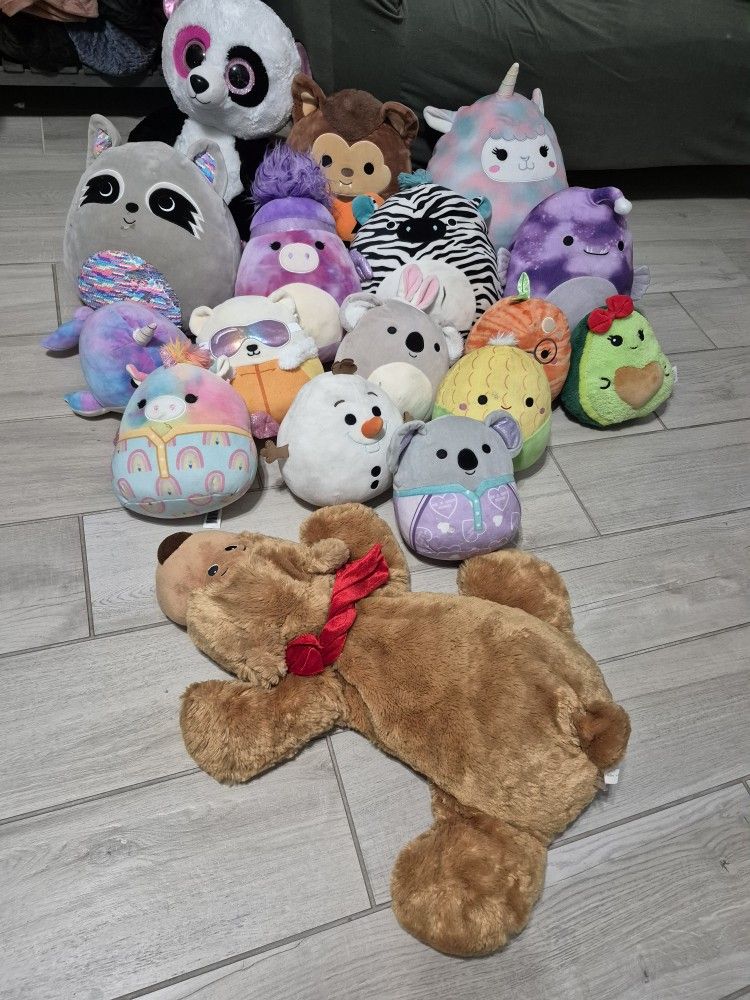 18 Stuffed Animals Various Squish mellows all for $30.00 cash and pick up only 