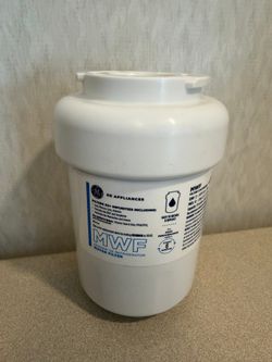 GE Refrigerator Water Filter Cartridge Genuine OEM Appliance Replacement Part