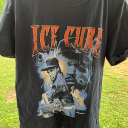 Ice Cube Graphic Tee Size L