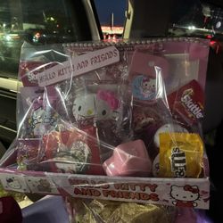 Hello Kitty Valentine