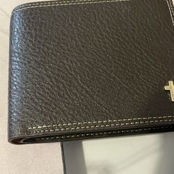 Men’s Brand New Wallet W Box Only 20$ 