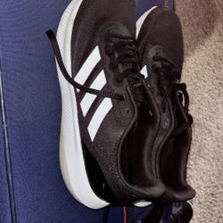Men's 10.5 Adidas Sneakers