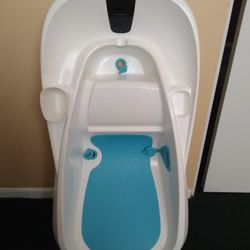 Babies Tub (4 Moms)