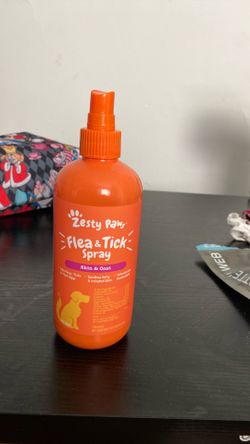 Zesty paw flea and tick spray NEW