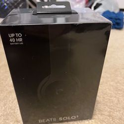 NIB Beats Solo 3 Wireless Bluetooth Headphones Black