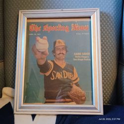 Framed 1977 Rollie Fingers Sporting News Cover Display – San Diego Padres