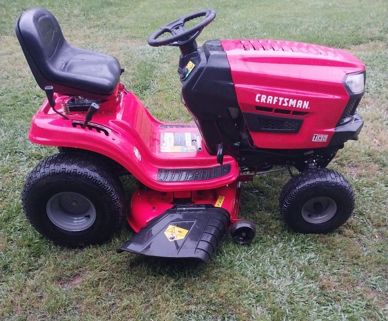 Craftsman T130 Riding Mower 18.5 HP Engine 42 Inch Deck Located In Southmont North Carolina
