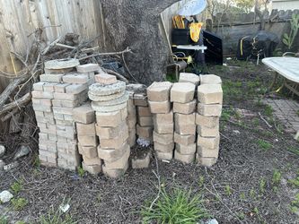 Bricks , Pavers