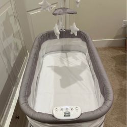 Bassinet 
