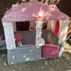 Play House 