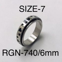 Stainless Steel Heart Carved Spinner Ring Band For Men & Women with: RGN-740/Size-7