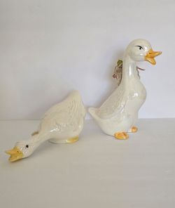 SET🦢 of (2)Vintage Ceramic Duck Geese Figurines.