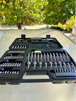 Black & Decker Drill Bit Set with Case