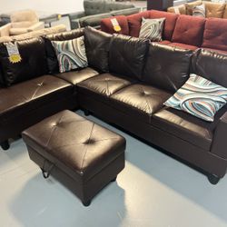 Brown Leather Sectional & Ottoman w//Storage 