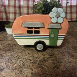 Ceramic Trailer Planting Pot