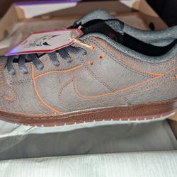 Nike Sb Dunk Low Krampus